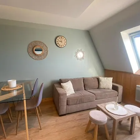 Small Luminous Cocoon Near The Sea Appartement *